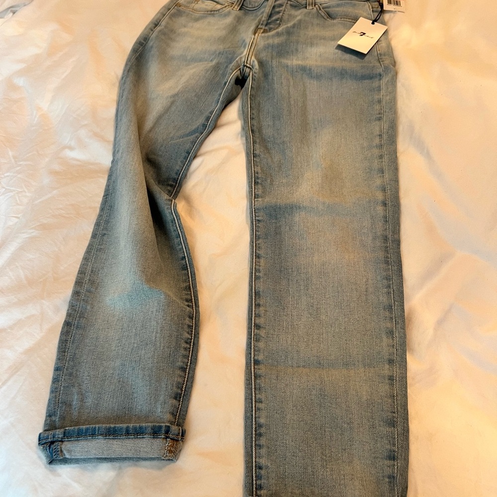 Women’s Light Blue Jeans